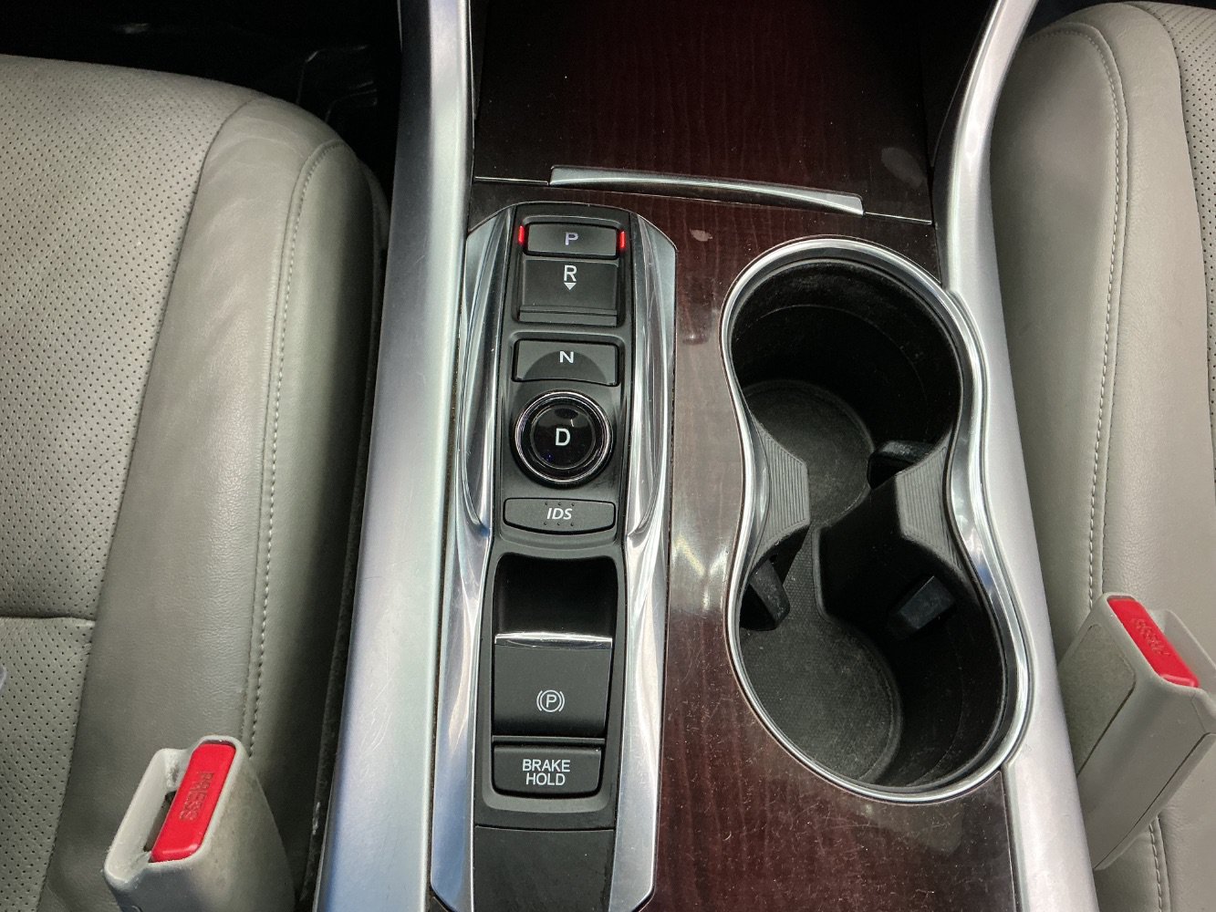 Used 2016 Acura TLX w/ Technology Package FWD image 38