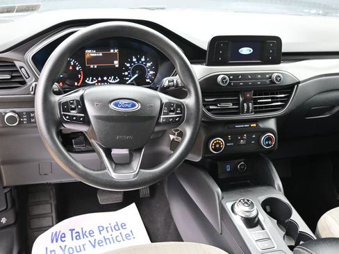 Used 2020 Ford Escape S image 31