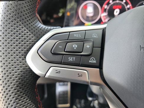 New 2025 Volkswagen GTI SE image 30