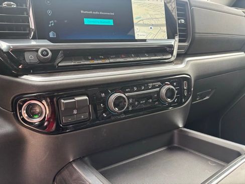 Used 2025 Chevrolet Silverado 2500 LTZ w/ Trail Boss Package image 25