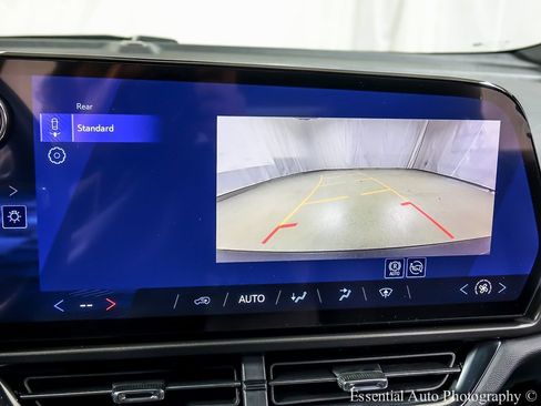 New 2026 Chevrolet Equinox EV LT image 14