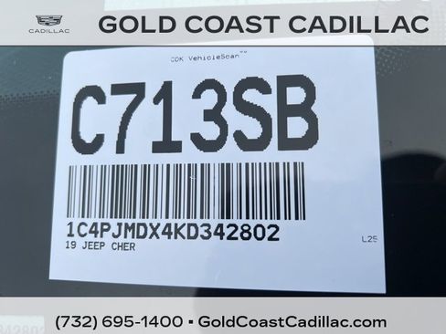 Used 2019 Jeep Cherokee Limited image 23