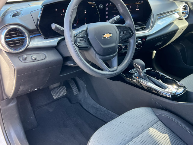 Certified 2026 Chevrolet Trax LT FWD image 14
