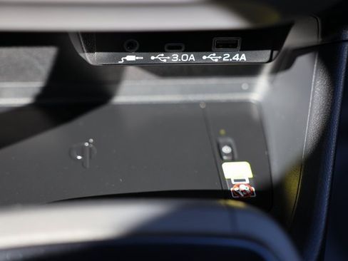 Certified 2025 Subaru Crosstrek 2.5i Sport w/ Crosstrek Mirror Package image 37