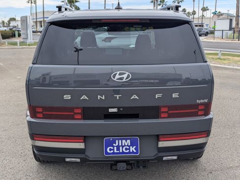 Used 2025 Hyundai Santa Fe Limited FWD image 3