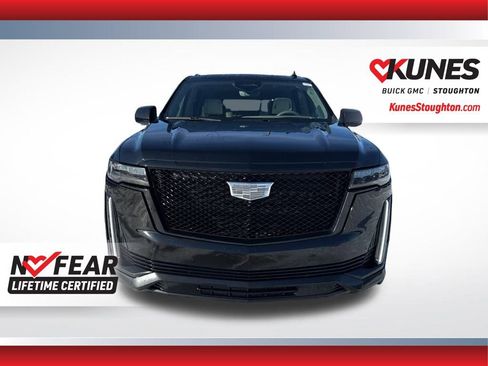 Used 2024 Cadillac Escalade ESV Sport Platinum image 5