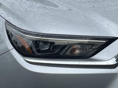 Used 2025 Toyota Grand Highlander FWD image 9