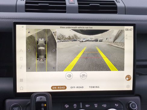 New 2026 Land Rover Defender 110 X-Dynamic SE image 19