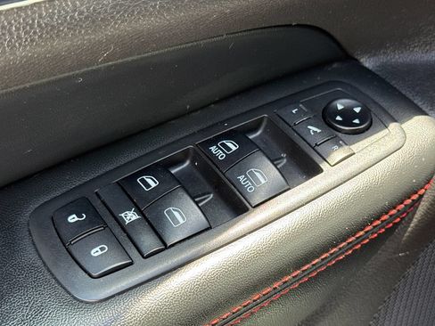 Used 2019 Jeep Grand Cherokee Trailhawk AWD/4WD image 21