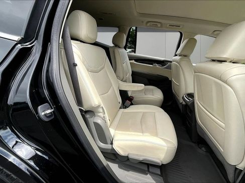 Certified 2023 Cadillac XT6 Premium Luxury w/ Technology Package AWD/4WD image 25
