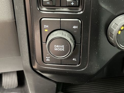 New 2026 Ford F250 XLT w/ XLT Premium Package AWD/4WD image 18