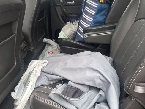 Used 2016 GMC Acadia Denali image 4