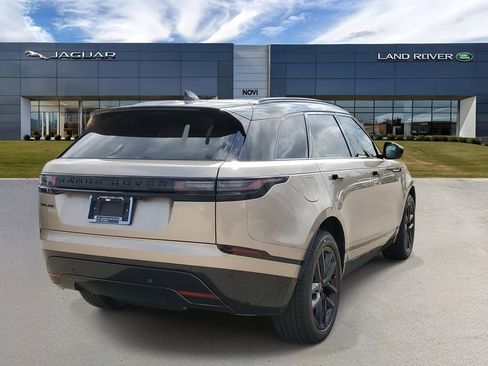 New 2026 Land Rover Range Rover Velar Dynamic SE image 3