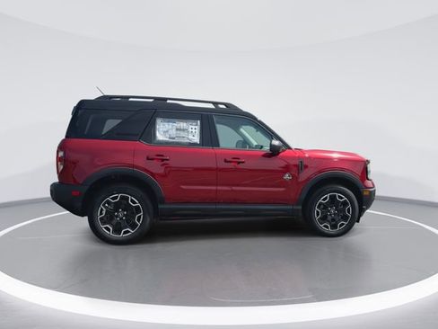 New 2025 Ford Bronco Sport Outer Banks w/ Outer Banks Tech Package+ AWD/4WD image 8