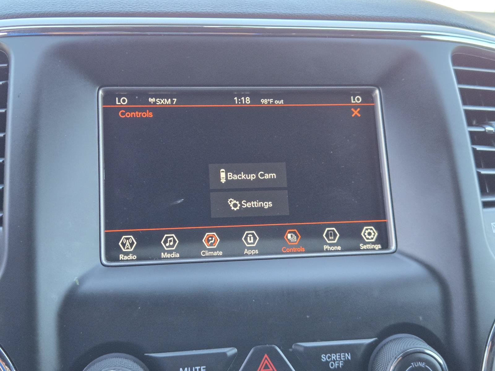 Used 2021 Jeep Grand Cherokee Laredo RWD image 10