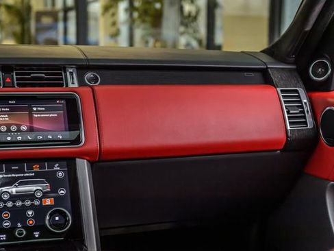 Used 2018 Land Rover Range Rover Long Wheelbase Autobiography image 37