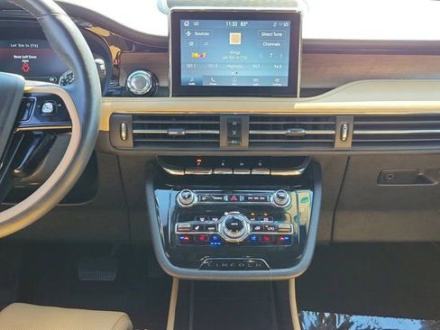 Certified 2022 Lincoln Corsair Reserve w/ Equipment Group 201A image 20