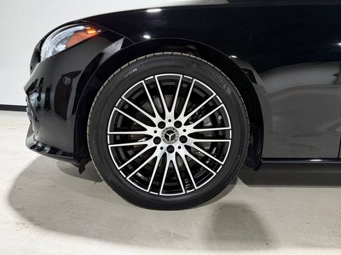 Used 2024 Mercedes-Benz C 300 Sedan image 32