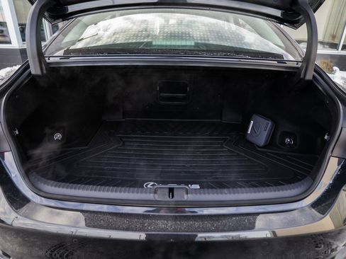 Used 2024 Lexus ES 350 w/ Premium Package image 34