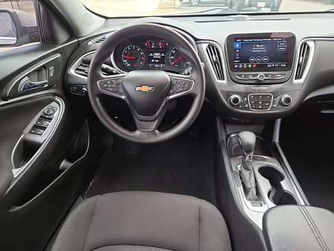 Used 2024 Chevrolet Malibu LT FWD image 8