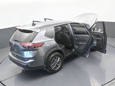 Used 2025 Nissan Rogue S FWD image 60