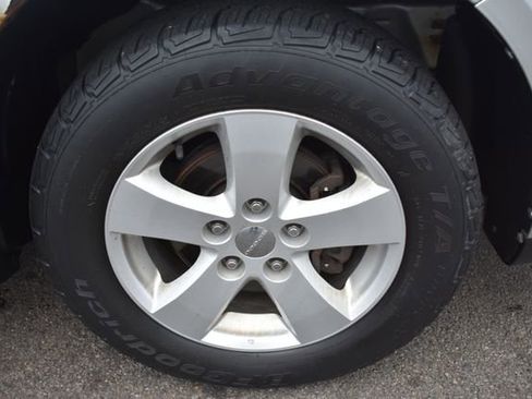 Used 2012 Dodge Journey SXT image 37