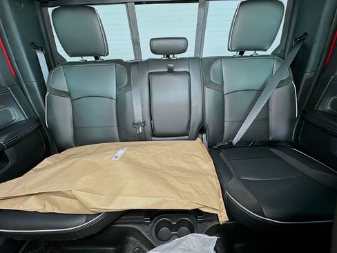 New 2026 RAM 4500 4x4 Crew Cab DRW image 10