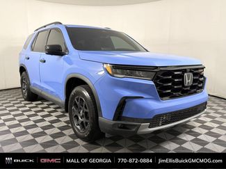 Used 2023 Honda Pilot TrailSport video 1