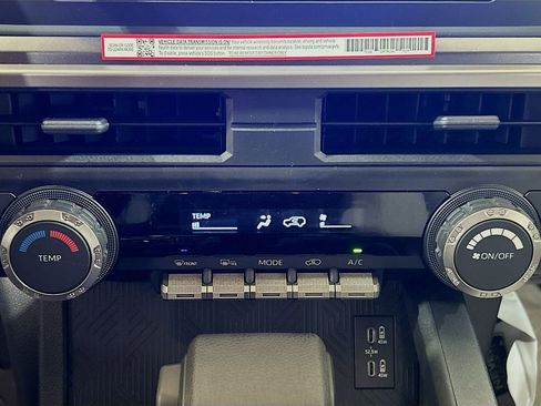 New 2026 Toyota 4Runner SR5 AWD/4WD image 14