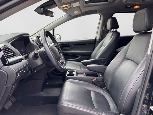 Used 2021 Honda Odyssey Touring image 11