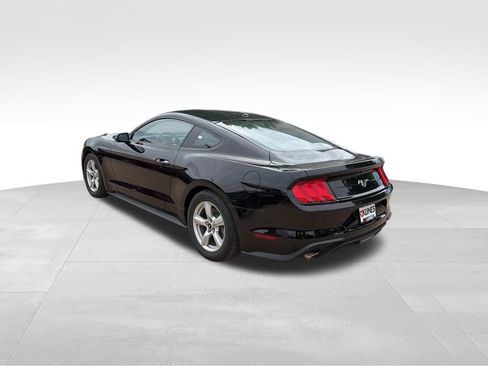 Used 2019 Ford Mustang Coupe RWD image 8