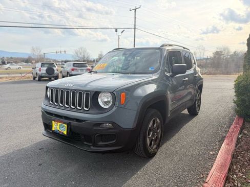 Used 2017 Jeep Renegade Sport w/ Power & Air Group image 4