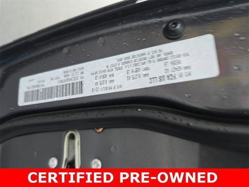 Certified 2019 Chrysler 300 Limited image 36