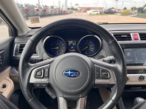 Used 2015 Subaru Outback 2.5i Limited AWD/4WD image 22