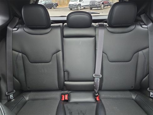 New 2025 Jeep Compass Latitude w/ Sun & Sound Group image 24