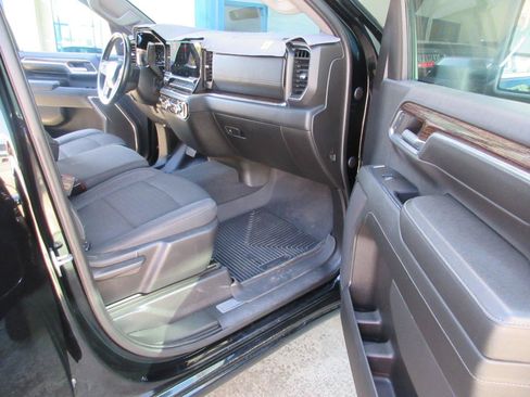 Used 2024 GMC Sierra 2500 SLE w/ SLE Convenience Package AWD/4WD image 20