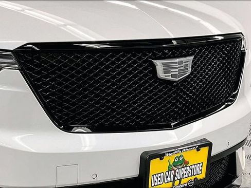 Used 2024 Cadillac XT6 Sport w/ LPO, ONYX Package AWD/4WD image 35