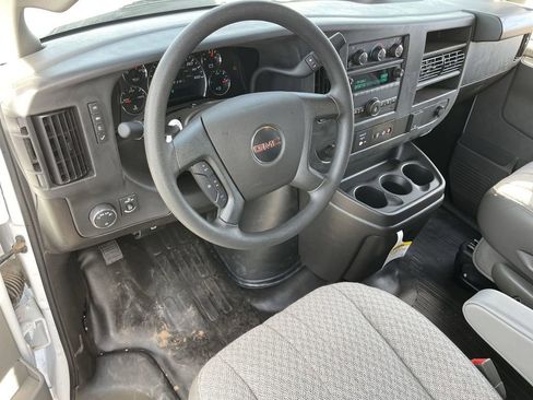 New 2025 GMC Savana 2500 Extended w/ Driver Convenience Package RWD image 10