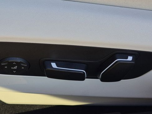 Certified 2024 BMW i5 eDrive40i w/ M Sport Package image 31