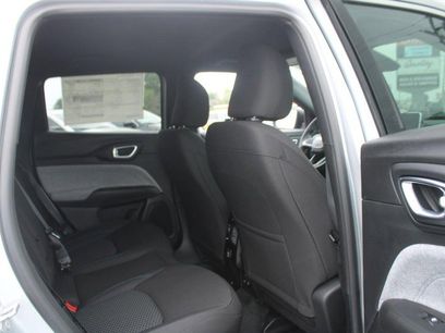 New 2025 Jeep Compass Sport