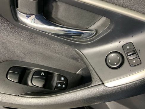 Used 2015 Nissan Altima 2.5 S w/ Power Driver Seat Package FWD image 26