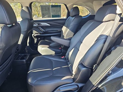 Used 2023 MAZDA CX-9 Touring image 19