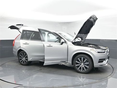 Used 2023 Volvo XC90 B6 Plus w/ Protection Package Premier image 53
