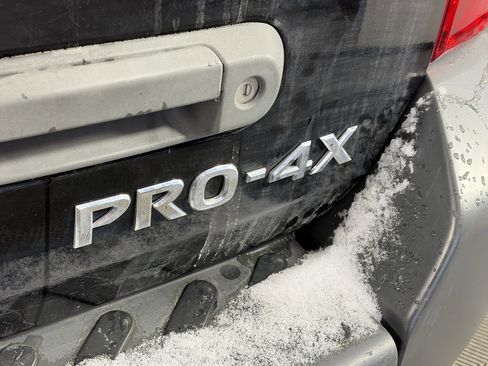 Used 2013 Nissan Xterra PRO-4X w/ Pro-4x Leather Pkg image 17