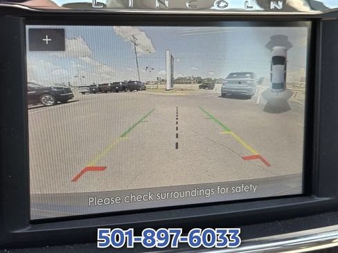 Used 2020 Lincoln Continental w/ Premium Package FWD image 20