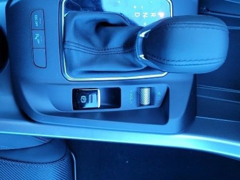 Used 2024 Dodge Hornet R/T w/ R/T Blacktop Package image 14