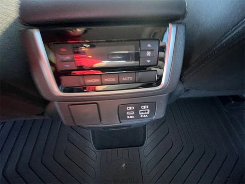 Certified 2024 Subaru Ascent Premium w/ Convenience Package image 25