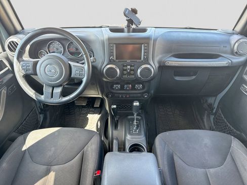 Used 2015 Jeep Wrangler Unlimited Sport w/ Quick Order Package 24S AWD/4WD image 18