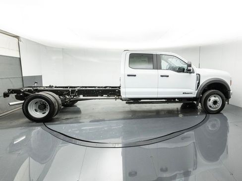 New 2026 Ford F550 2WD Crew Cab Super Duty image 8