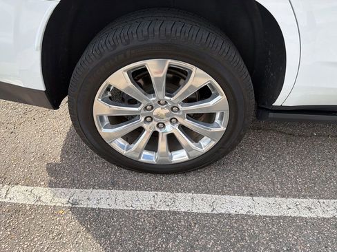 Used 2022 Chevrolet Tahoe High Country image 28